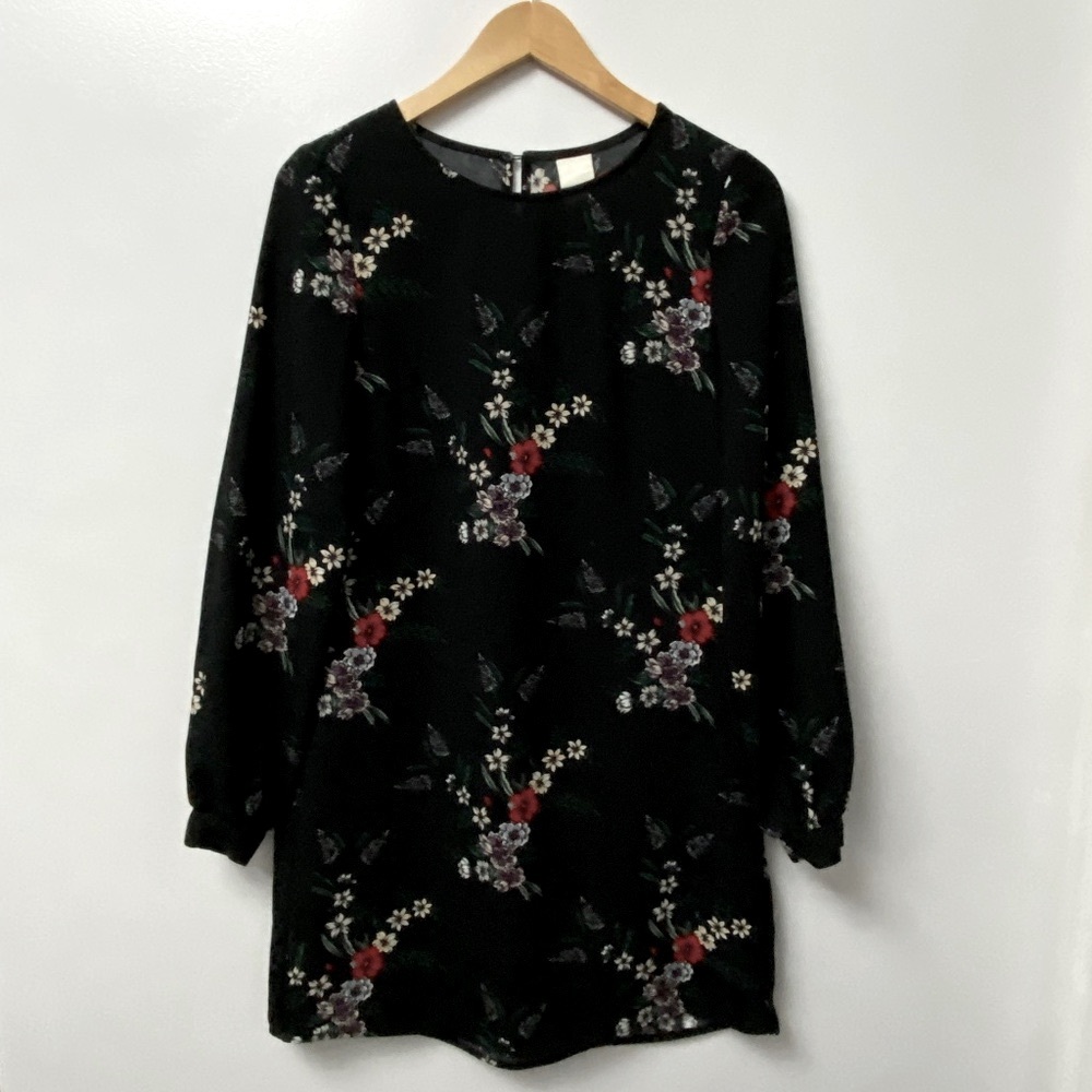H&M Floral Long Sleeve Shift Dress